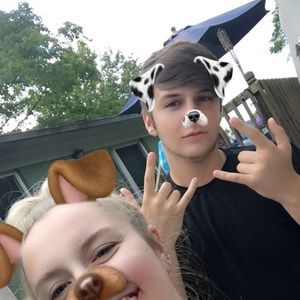 Meet your Posher, Philip